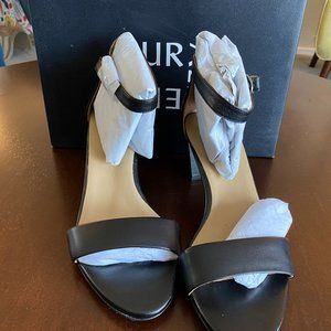 Vera, Black Leather Naturalizer Sandals Size 10